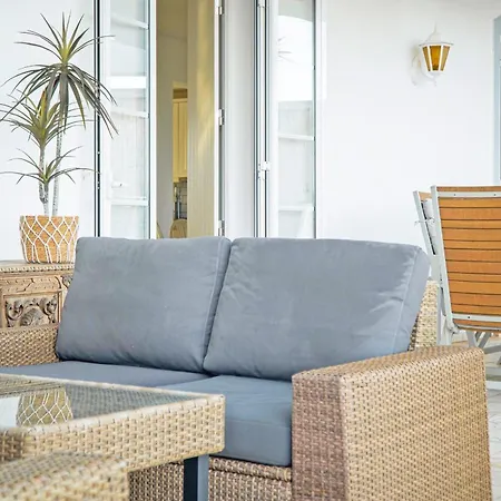 Casa Branca Fuzeta By Junto Ao Mar