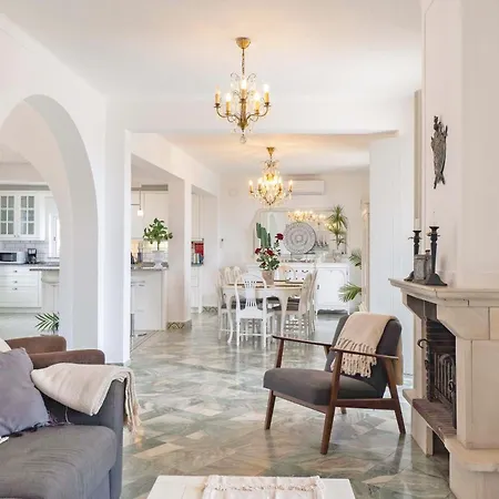 فيلة Casa Branca Fuzeta By Junto Ao Mar مونكاراباشو