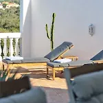 Casa Branca Fuzeta By Junto Ao Mar